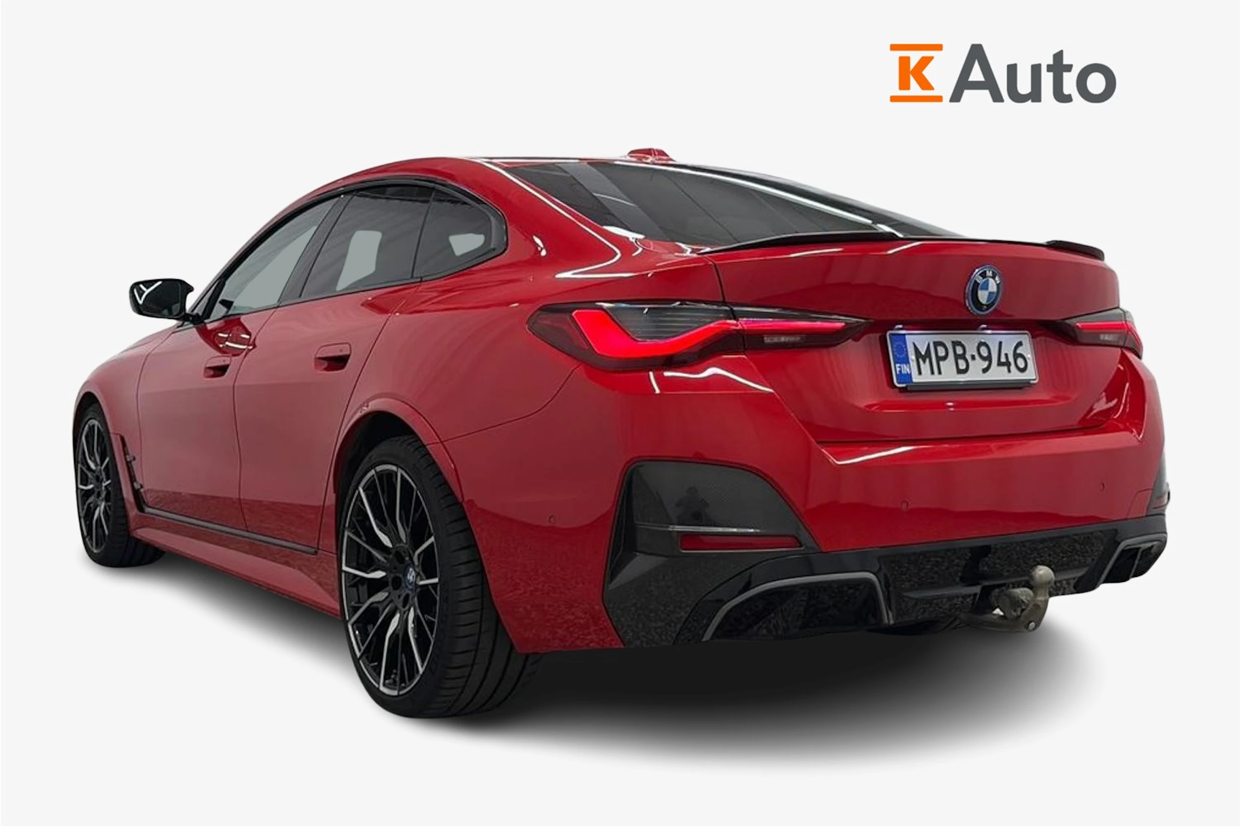 punainen BMW i4 2024 kuva 2.