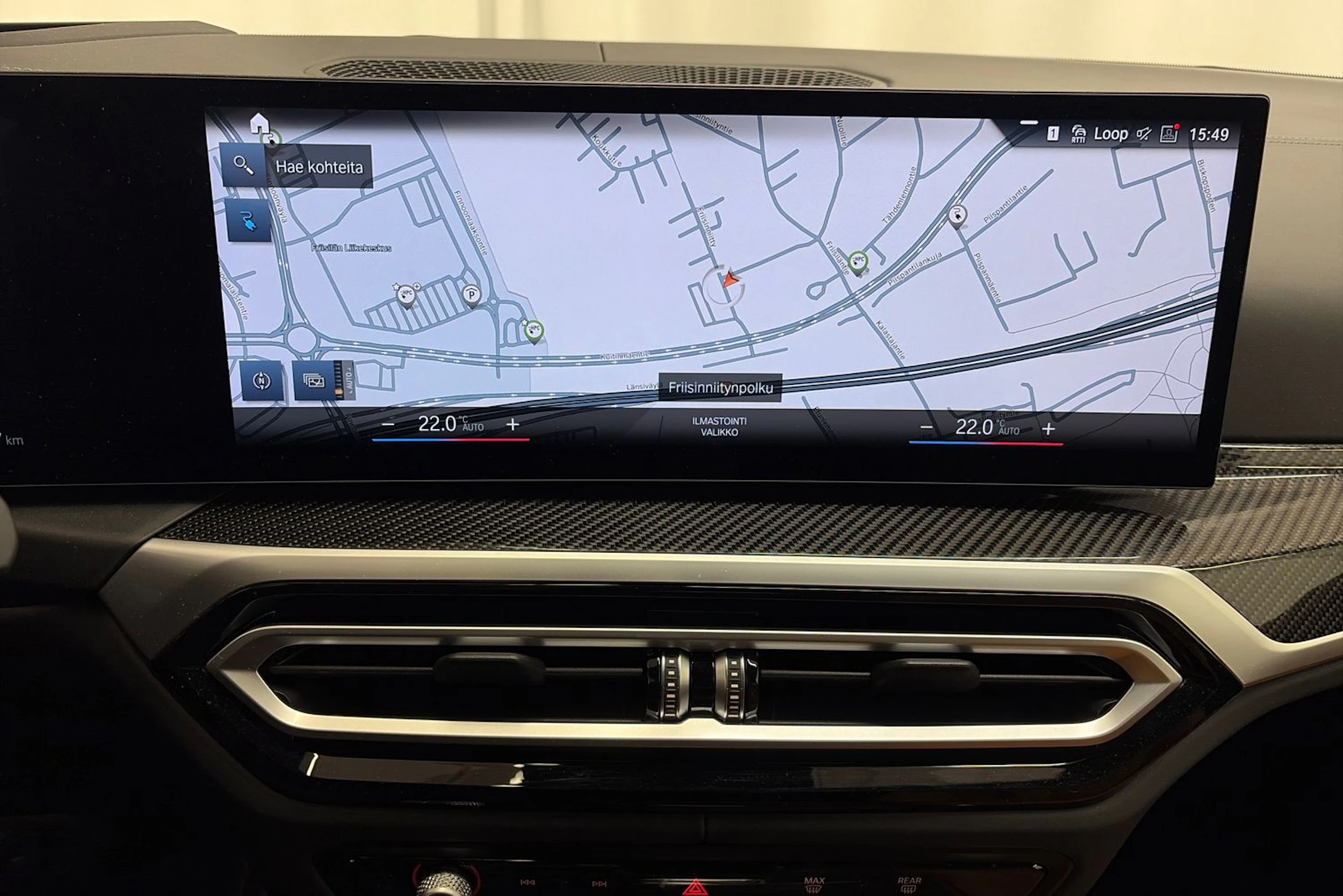 punainen BMW i4 2024 kuva 25.