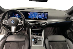 valkoinen BMW i4 2024 kuva 7.