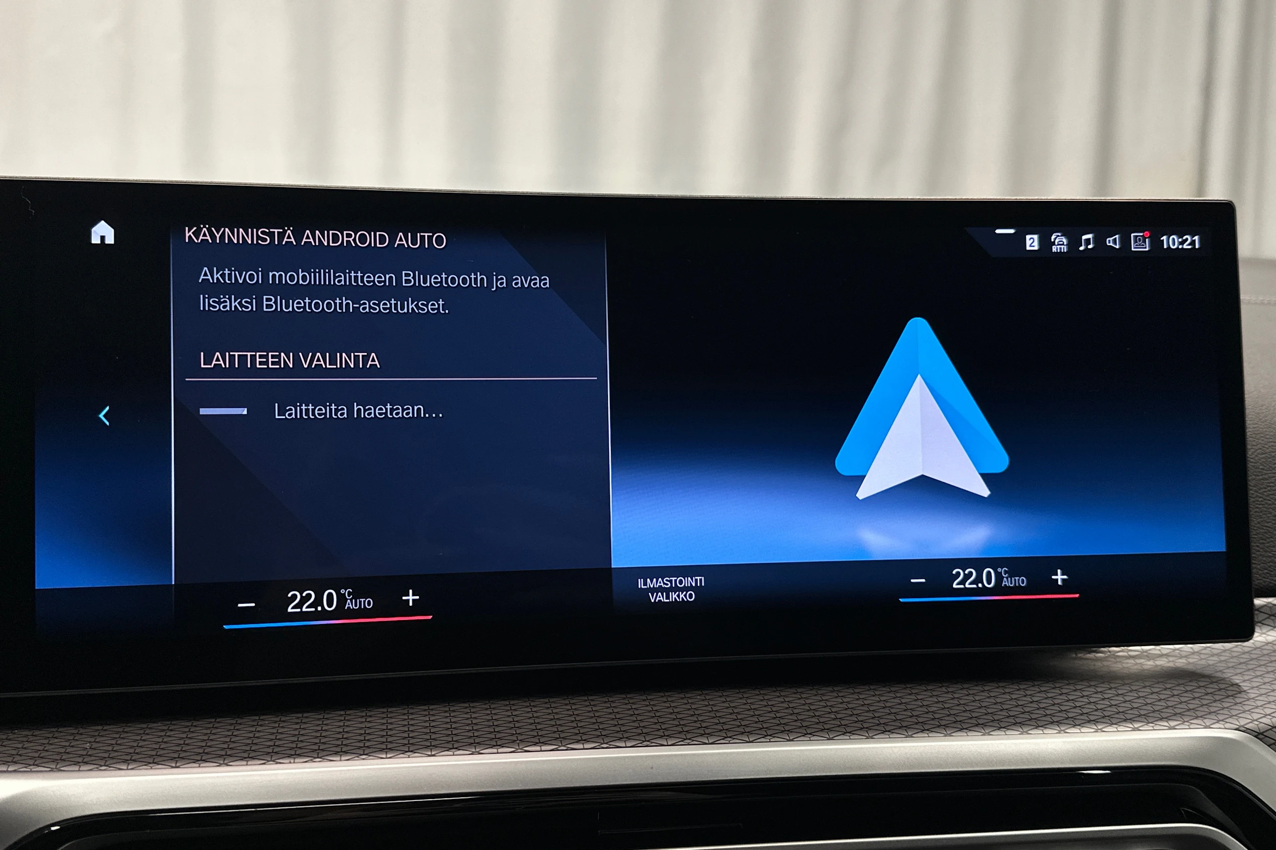 valkoinen BMW i4 2024 kuva 23.