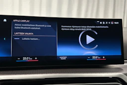 valkoinen BMW i4 2024 kuva 24.