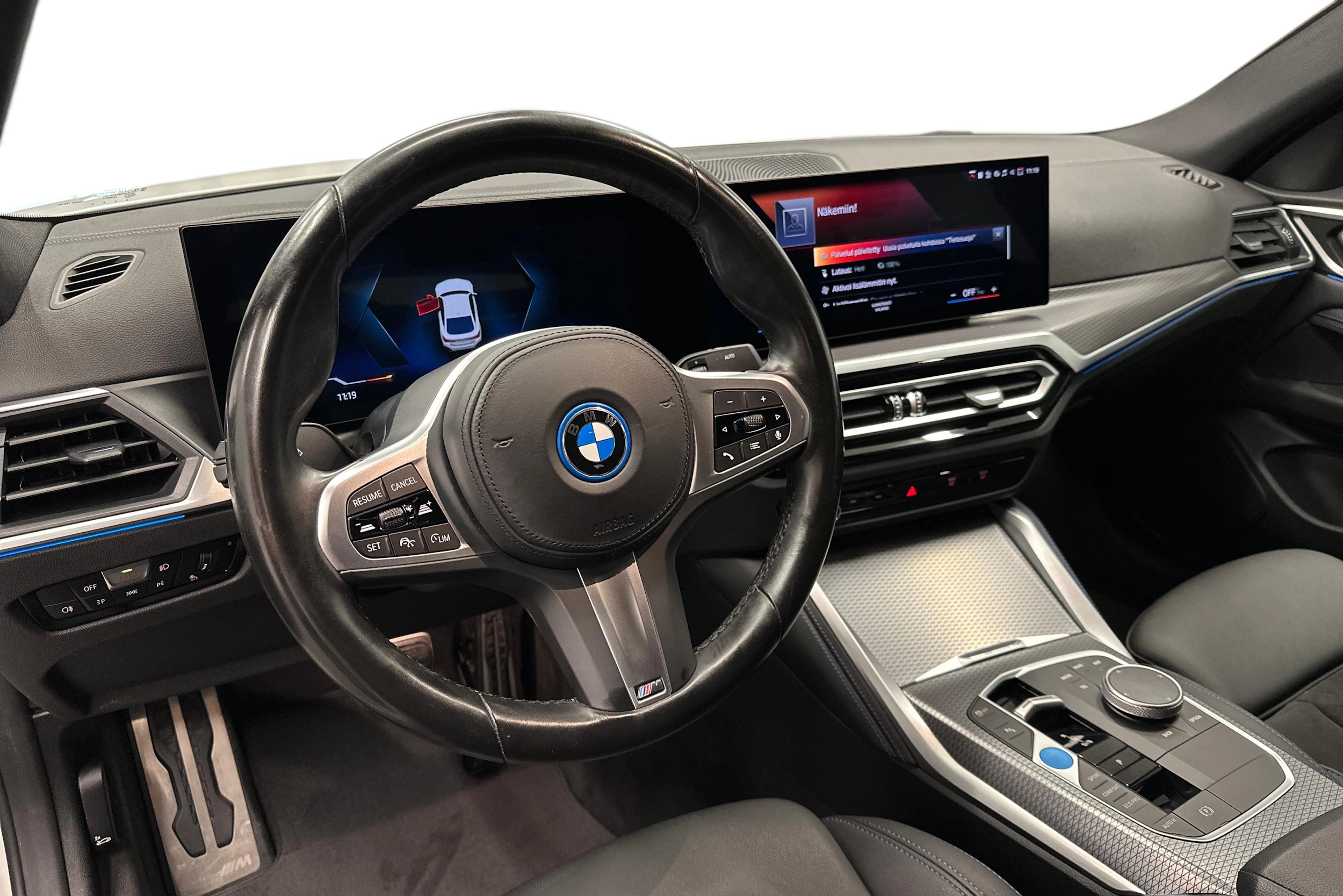 valkoinen BMW i4 2024 kuva 6.