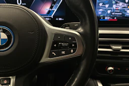 musta BMW i4 M50 2024 kuva 12.