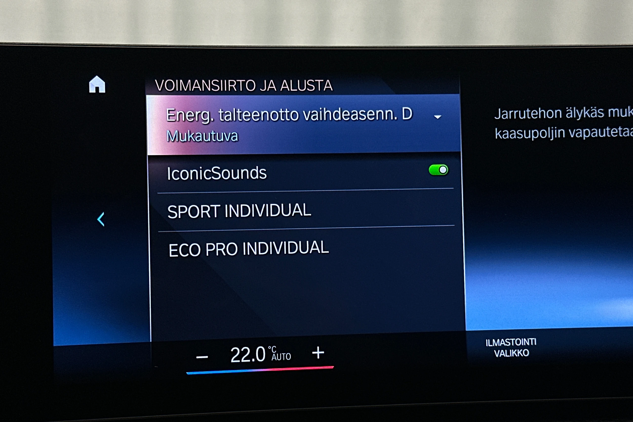 musta BMW i4 M50 2024 kuva 33.