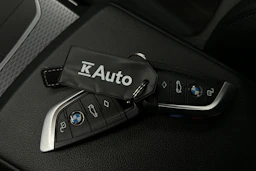 musta BMW i4 M50 2024 kuva 44.