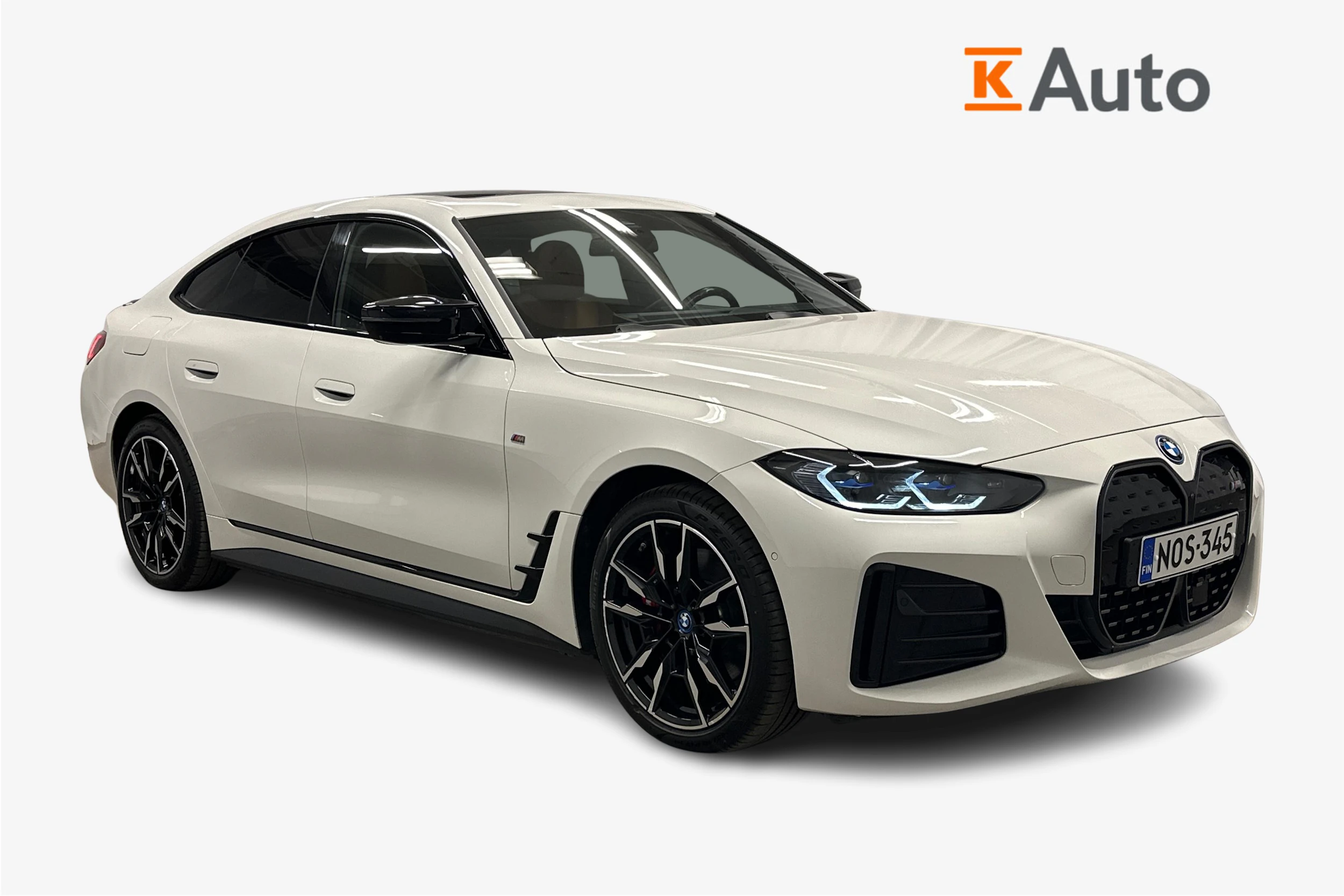 valkoinen BMW i4 M50 2024 kuva 1.