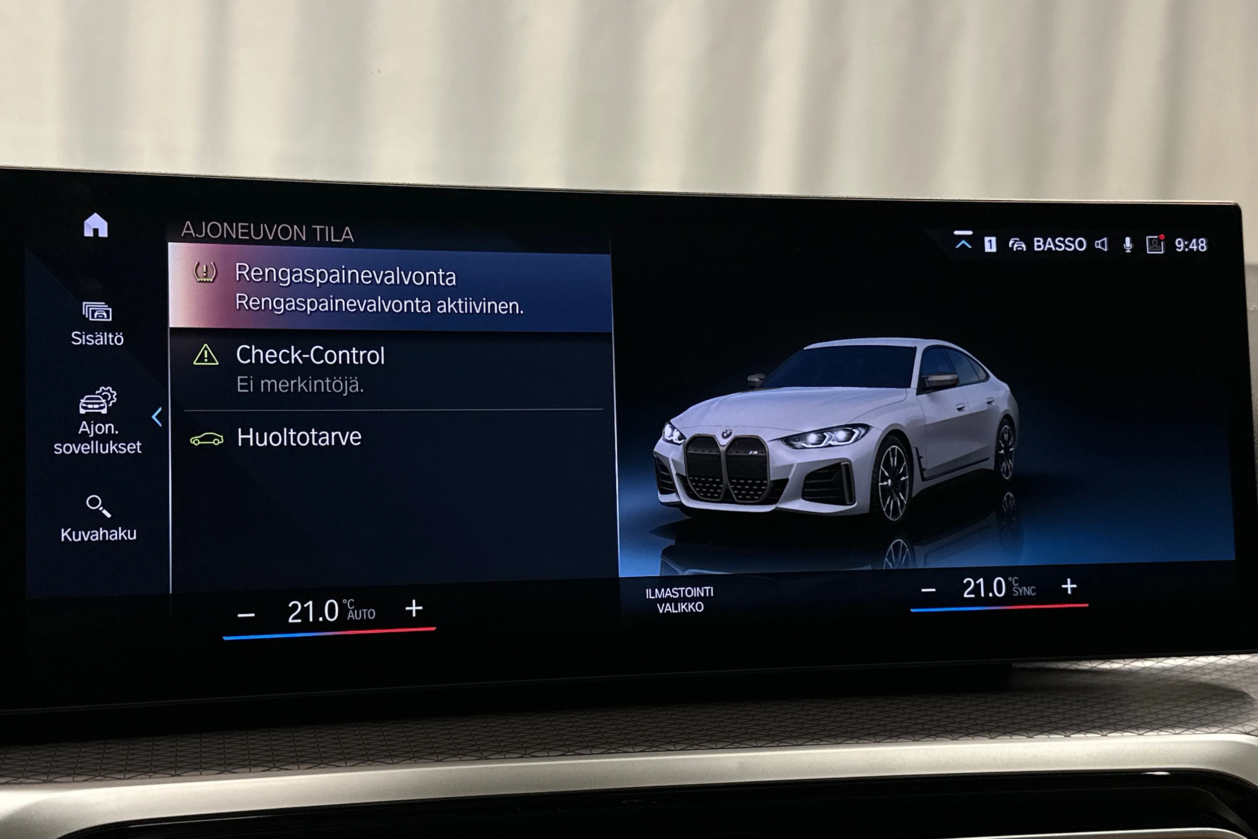 valkoinen BMW i4 M50 2024 kuva 27.