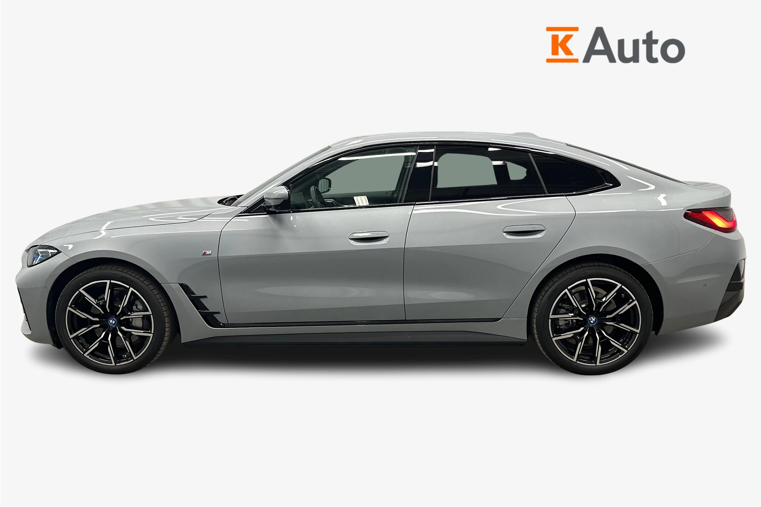 harmaa BMW i4 2024 kuva 5.