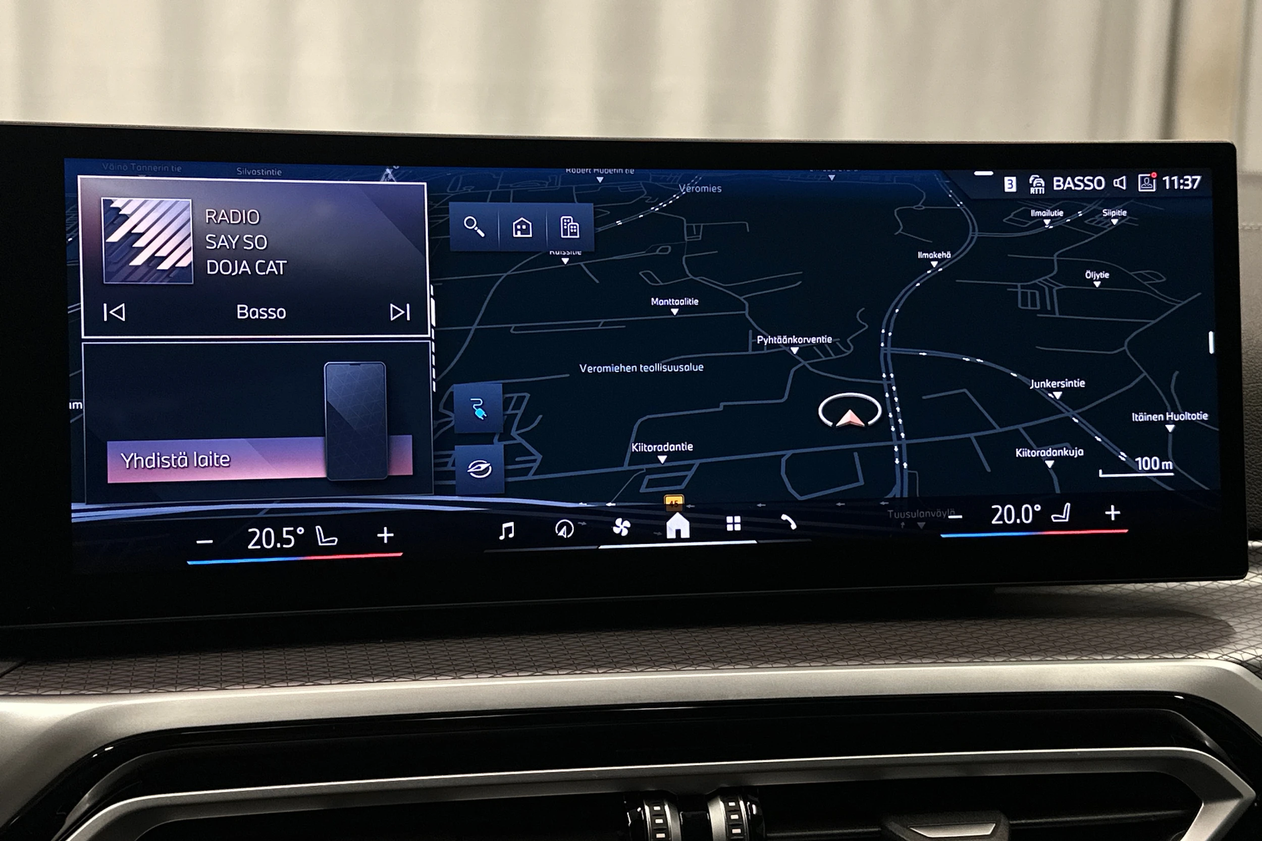 harmaa BMW i4 2024 kuva 17.