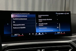 harmaa BMW i4 2024 kuva 23.