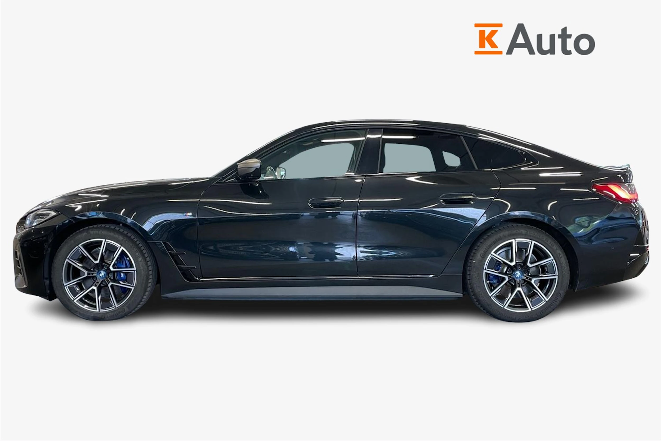 musta BMW i4 M50 2024 kuva 5.