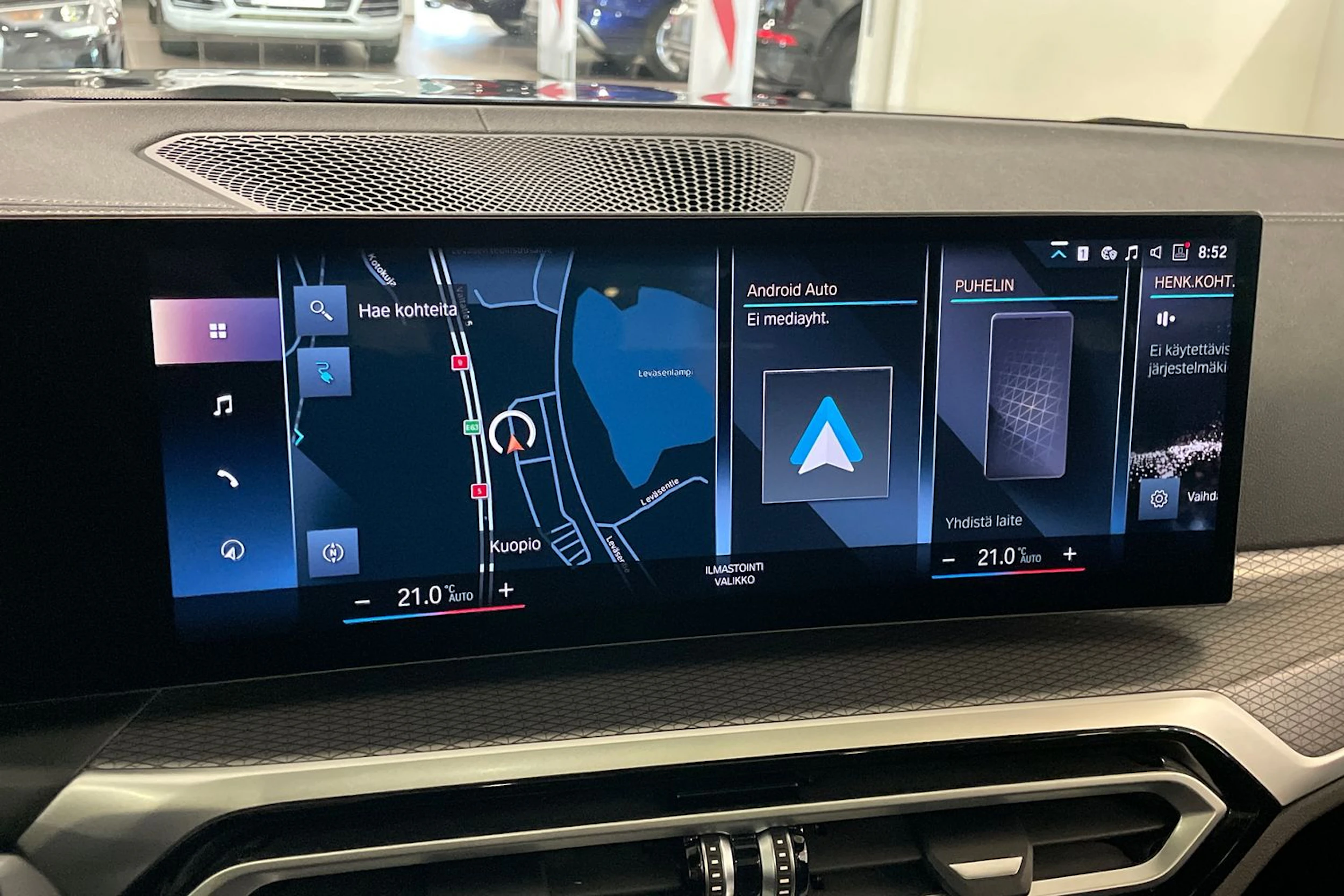 musta BMW i4 M50 2024 kuva 13.