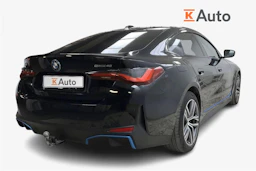 musta BMW i4 2024 kuva 2.