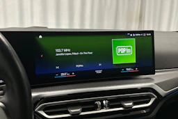 valkoinen BMW i4 2024 kuva 24.