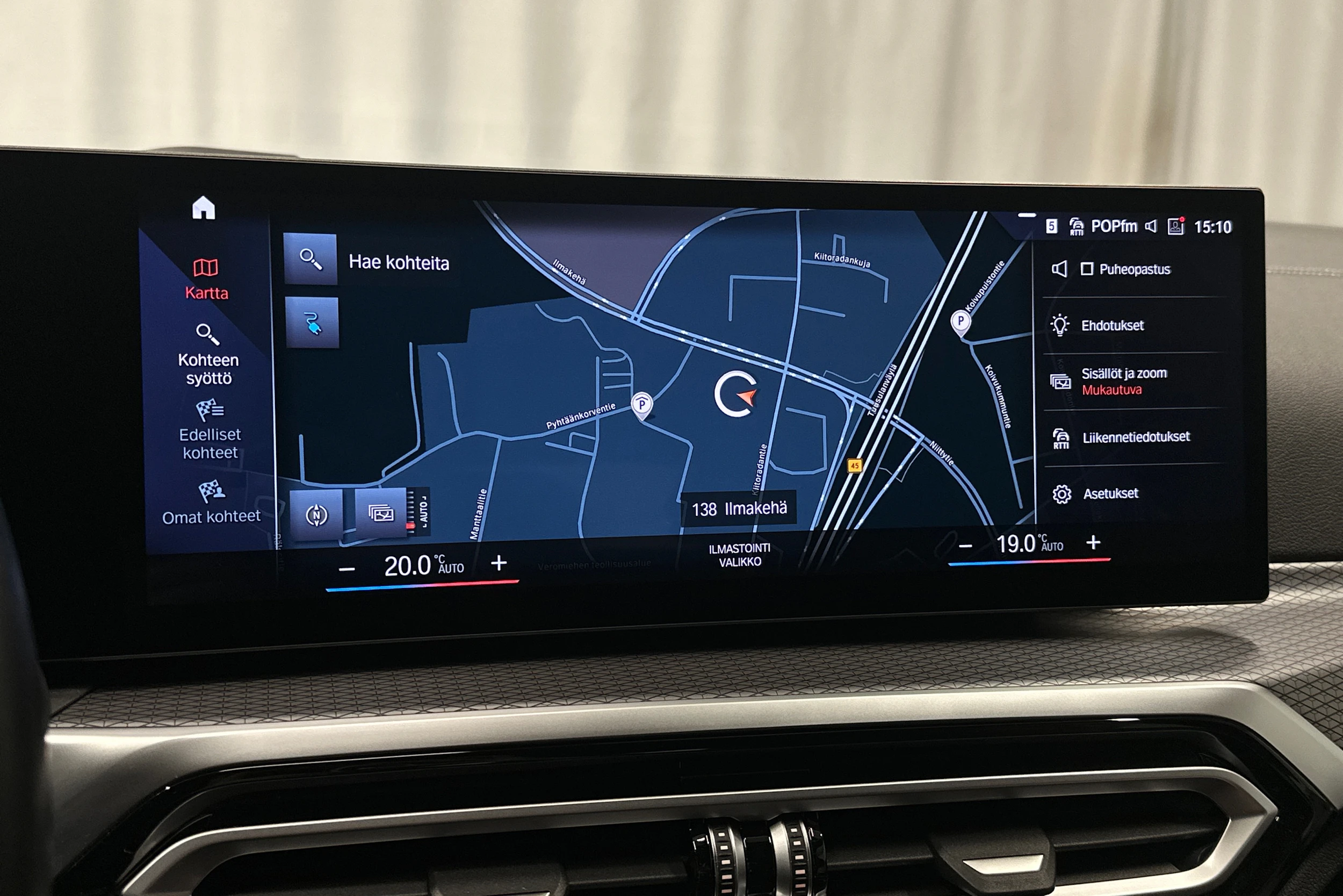 valkoinen BMW i4 2024 kuva 26.