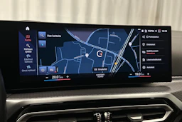 valkoinen BMW i4 2024 kuva 26.