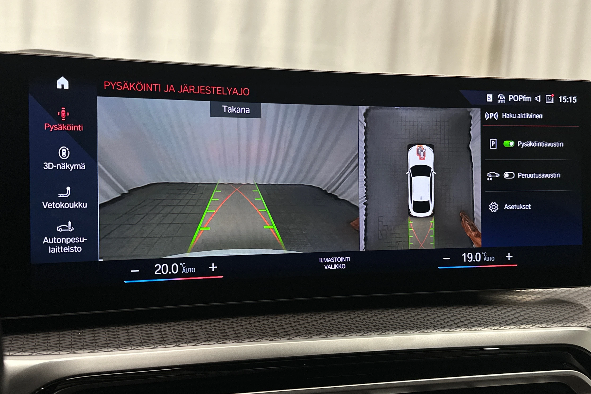 valkoinen BMW i4 2024 kuva 33.