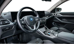 harmaa BMW i4 2024 kuva 4.