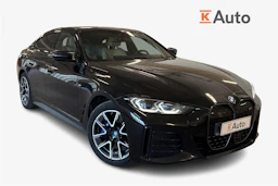 musta BMW i4 M50 2024 kuva 1.