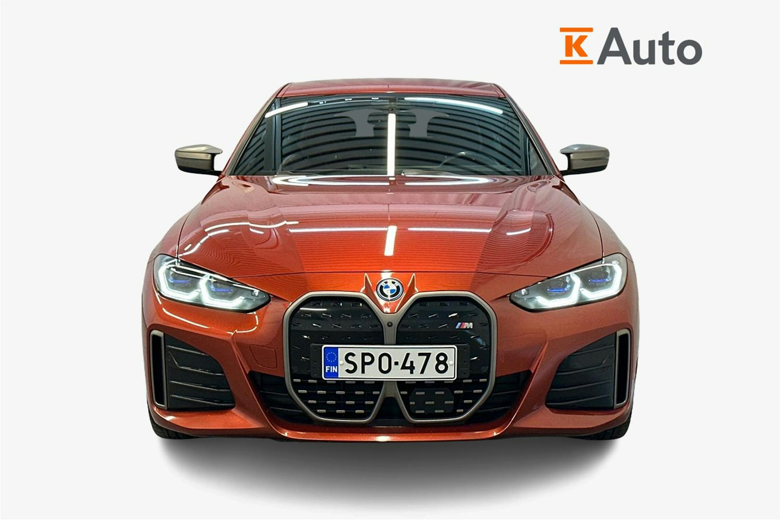 oranssi BMW i4 2024 kuva 5.