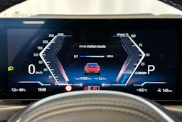 oranssi BMW i4 2024 kuva 20.
