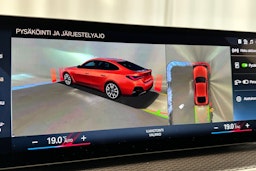 oranssi BMW i4 2024 kuva 34.