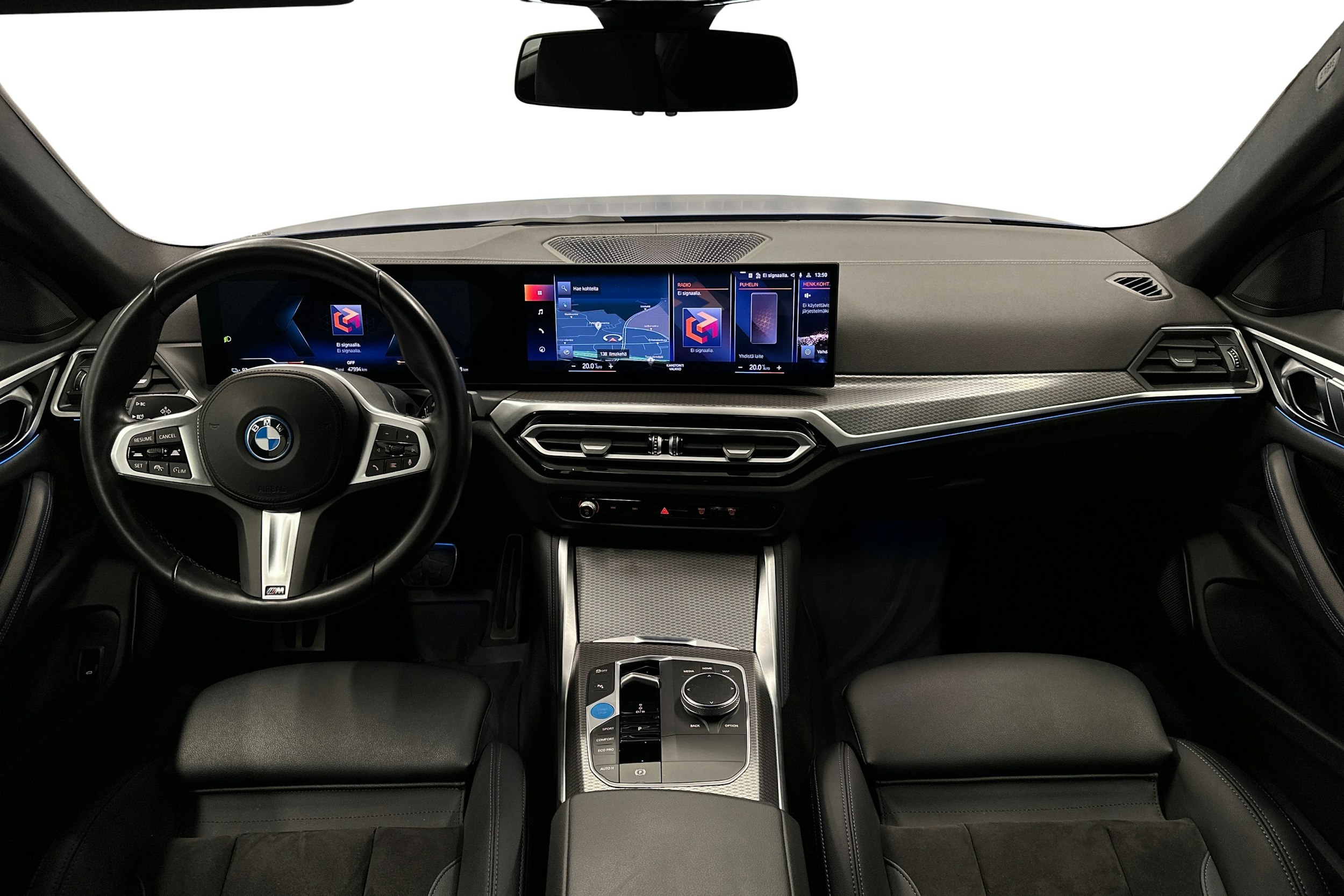 sininen BMW i4 2024 kuva 7.