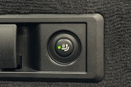 sininen BMW i4 2024 kuva 13.