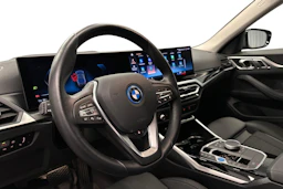 harmaa BMW i4 2024 kuva 6.