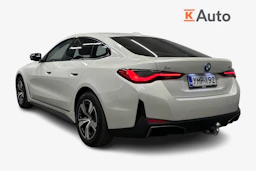 valkoinen BMW i4 2024 kuva 3.