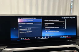 valkoinen BMW i4 2024 kuva 22.