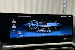 valkoinen BMW i4 2024 kuva 25.