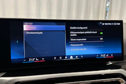 valkoinen BMW i4 2024 kuva 29.