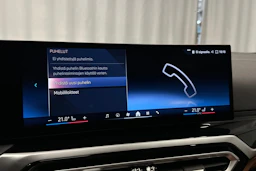 valkoinen BMW i4 2024 kuva 31.