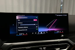 valkoinen BMW i4 2024 kuva 32.