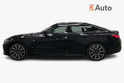musta BMW i4 2024 kuva 5.