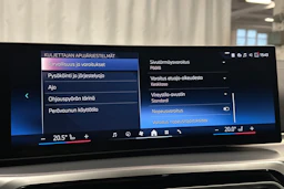 musta BMW i4 2024 kuva 27.