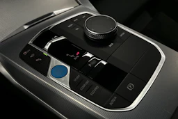 musta BMW i4 2024 kuva 34.
