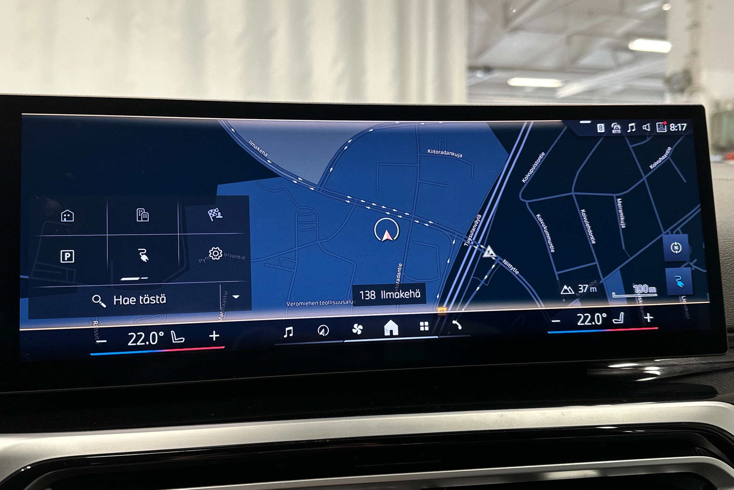 musta BMW i4 2024 kuva 26.