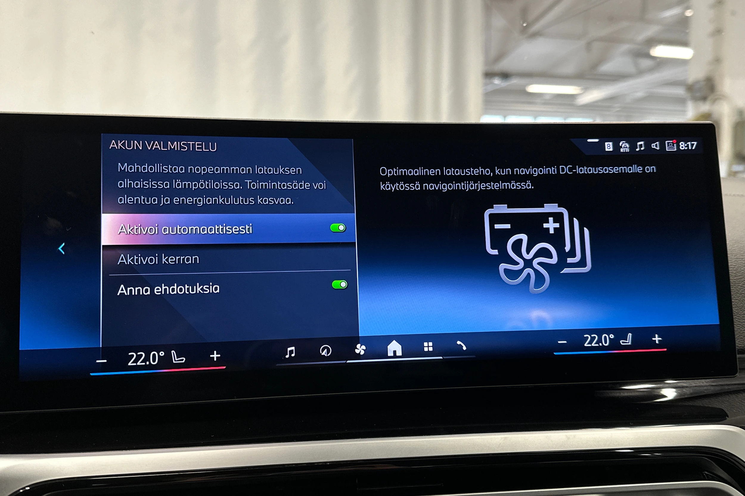 musta BMW i4 2024 kuva 27.