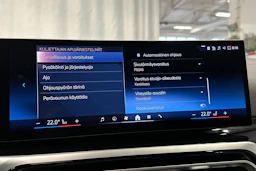 musta BMW i4 2024 kuva 29.