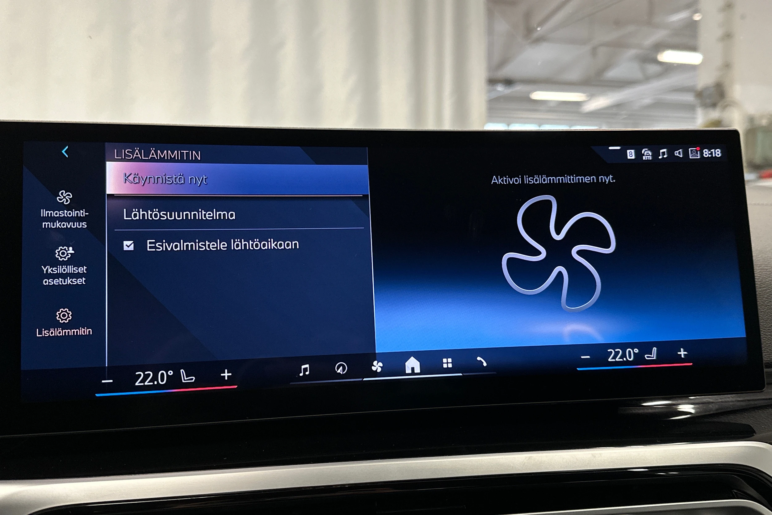 musta BMW i4 2024 kuva 31.