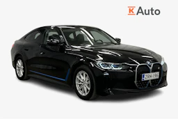 musta BMW i4 2024 kuva 1.