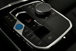 musta BMW i4 2024 kuva 31.