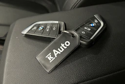musta BMW i4 2024 kuva 32.