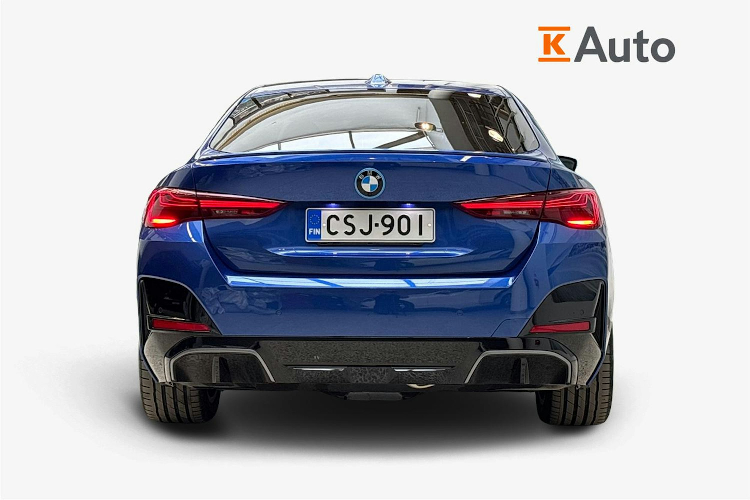 sininen BMW i4 2025 kuva 3.