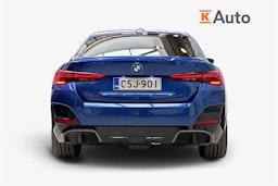 sininen BMW i4 2025 kuva 3.