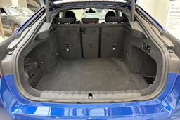 sininen BMW i4 2025 kuva 14.