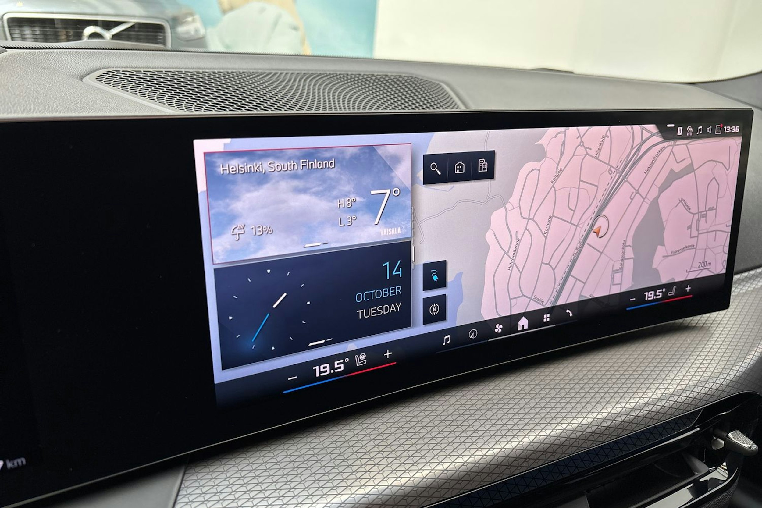 sininen BMW i4 2025 kuva 26.