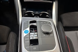 sininen BMW i4 2025 kuva 35.